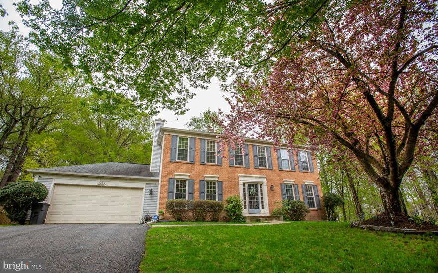 *Special Buyer Incentives:
*$10,000 in equity built-in
*$5,000 closing cost assistance 
Stunning Single-Family Retreat in Collington Estates
Welcome home to this charming 2,098 sq ft, two-story colonial nestled in the peaceful cul-de-sac of Collington Estates. Built in 1995 and brimming with classic features, this property offers a seamless blend of comfort, style, and inviting living.
Key Features & Highlights:
•
