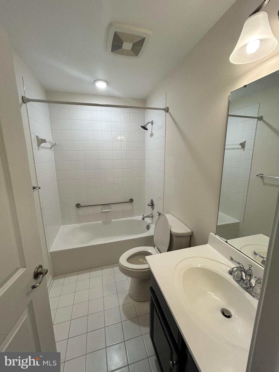 WAVERLY STATION - Residential Lease