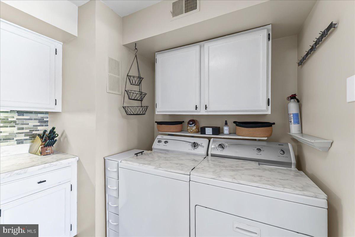 PAINTERS CROSSING - Residential