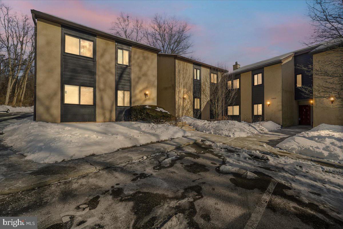 PAINTERS CROSSING - Residential