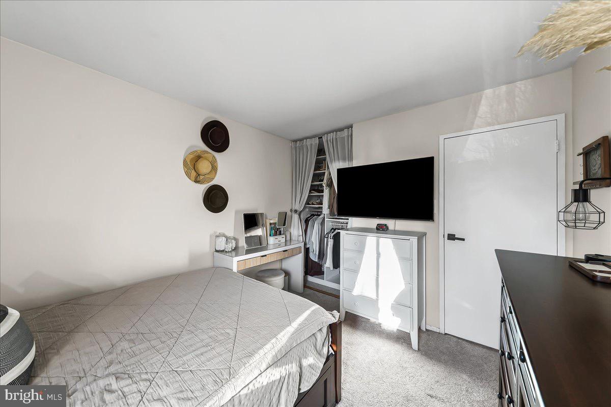 PAINTERS CROSSING - Residential