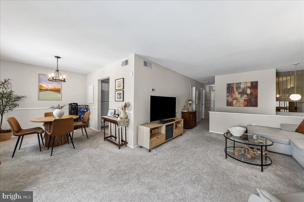 PAINTERS CROSSING - Residential