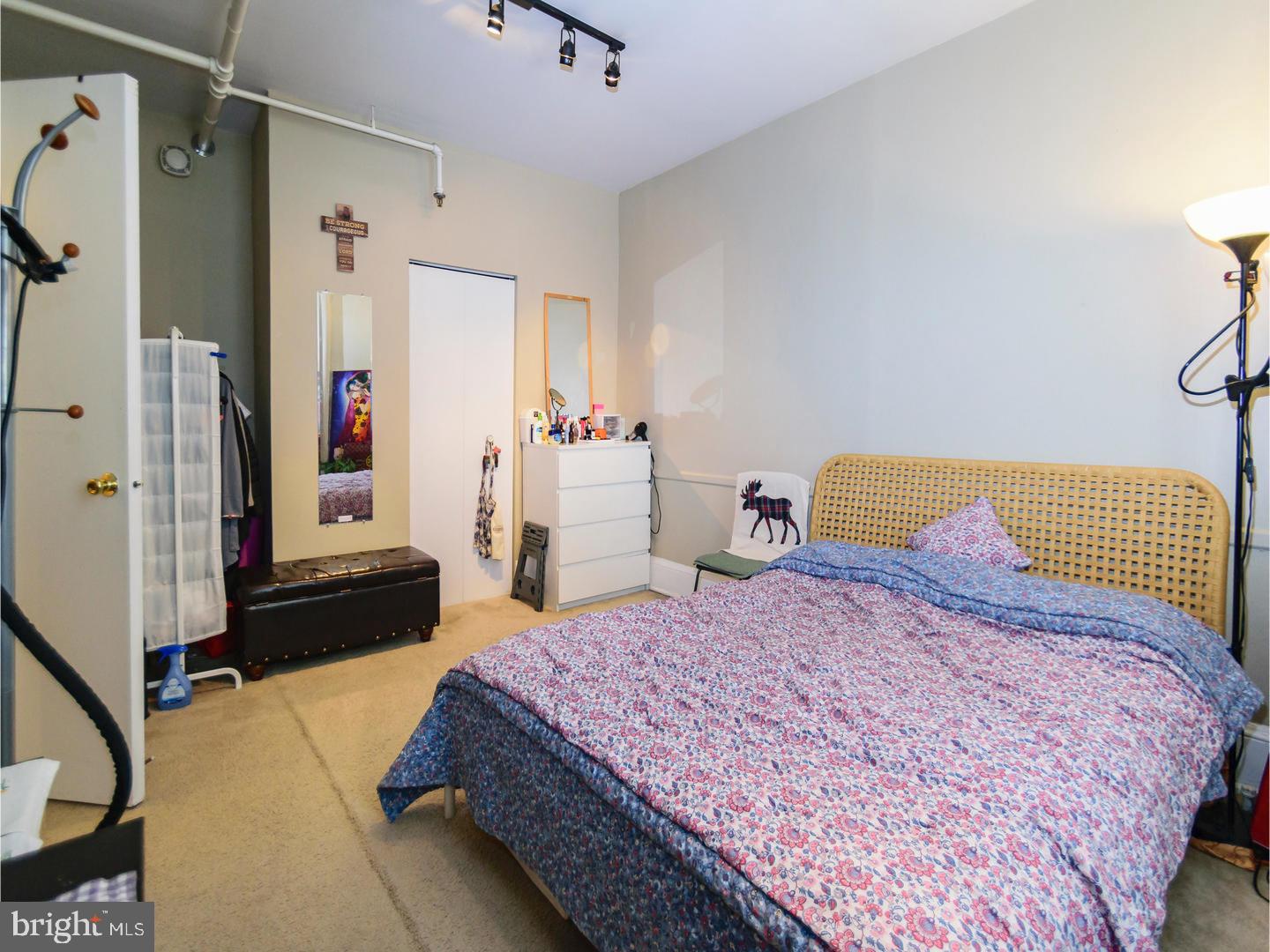 WASHINGTON SQ WEST - Residential