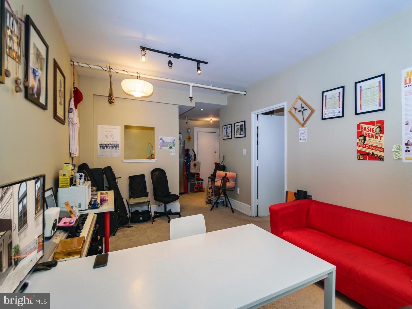 WASHINGTON SQ WEST - Residential