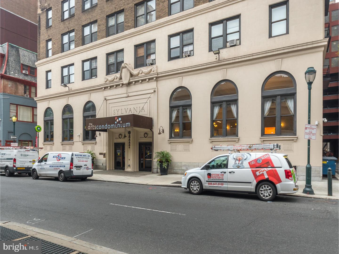 WASHINGTON SQ WEST - Residential