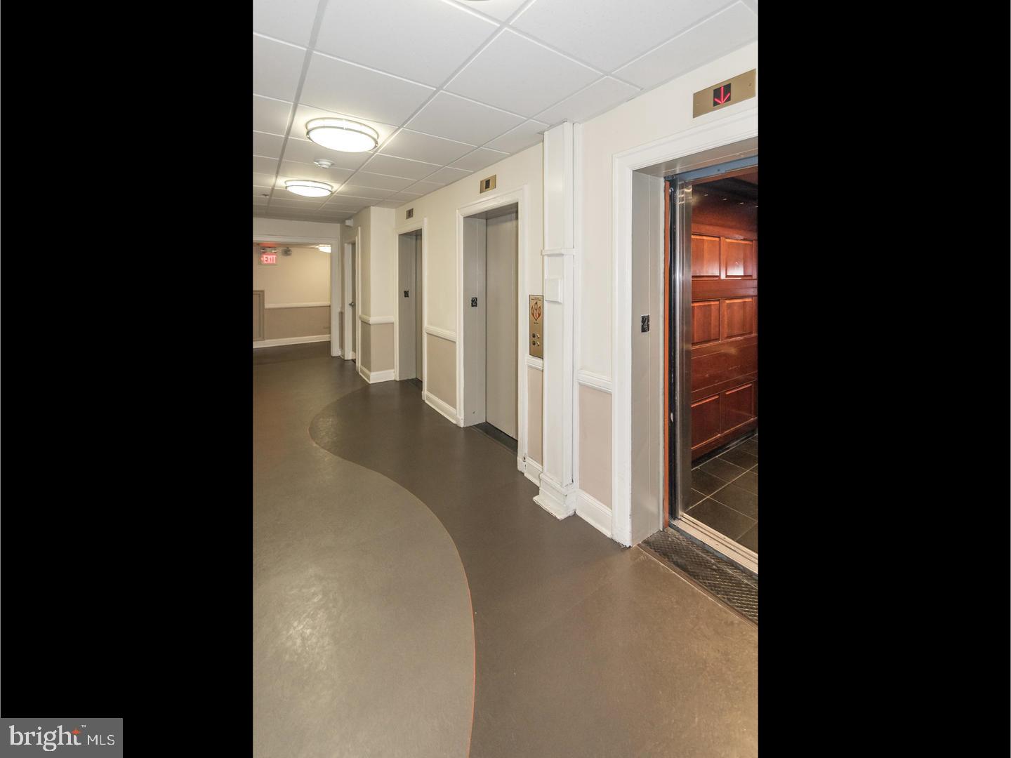 WASHINGTON SQ WEST - Residential