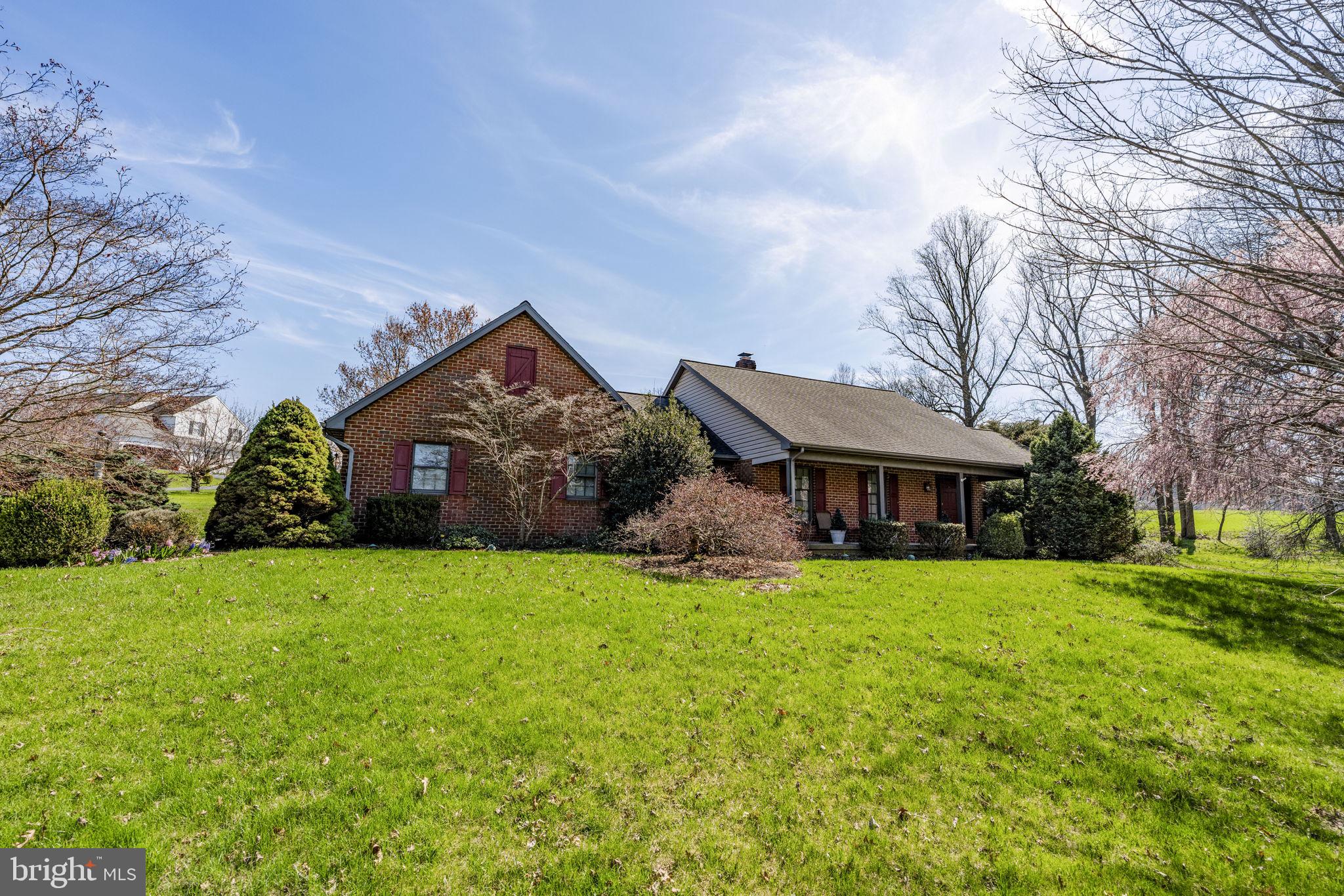 712 VINEMONT ROAD