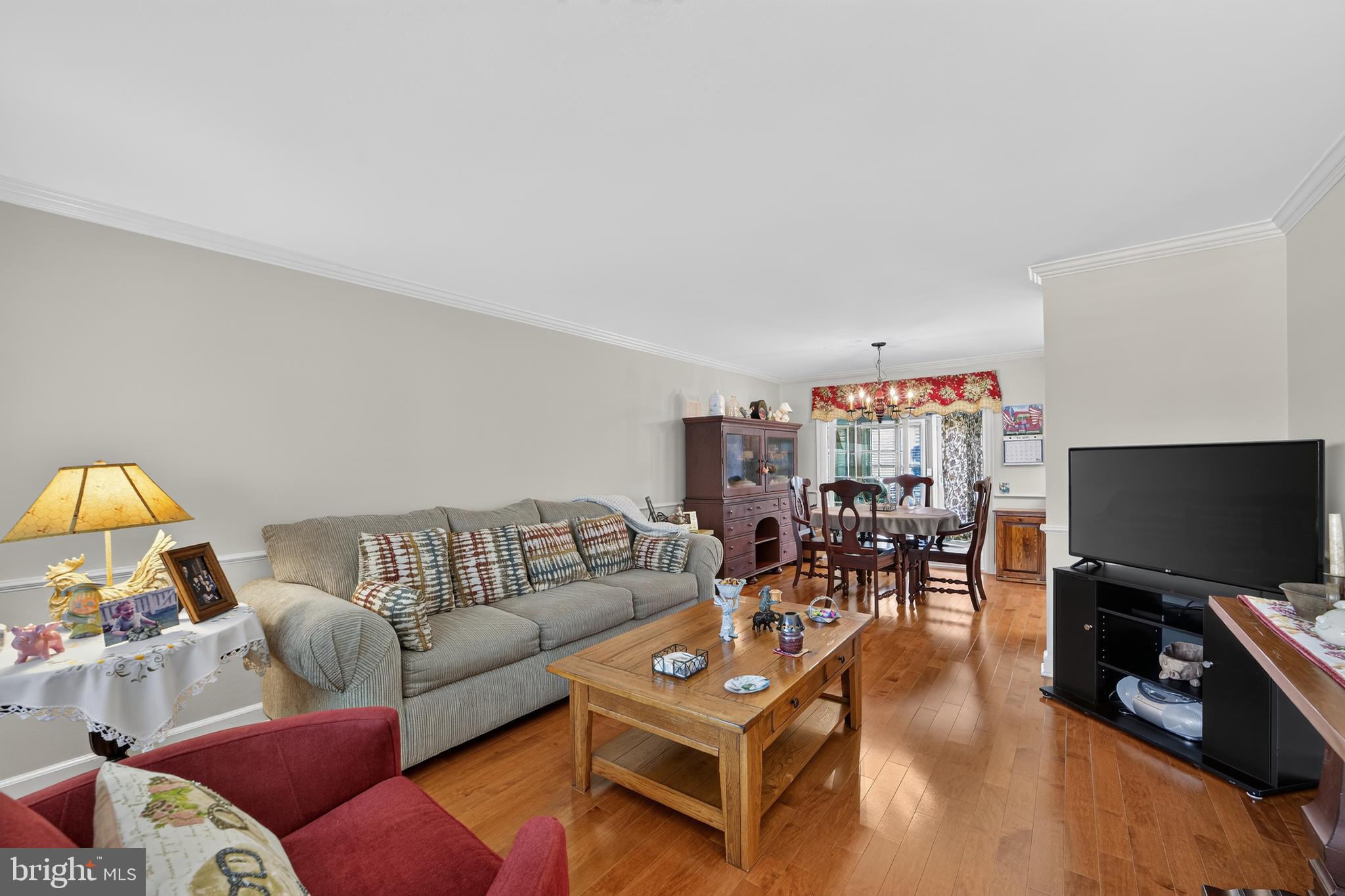 74 AMHERST LANE E