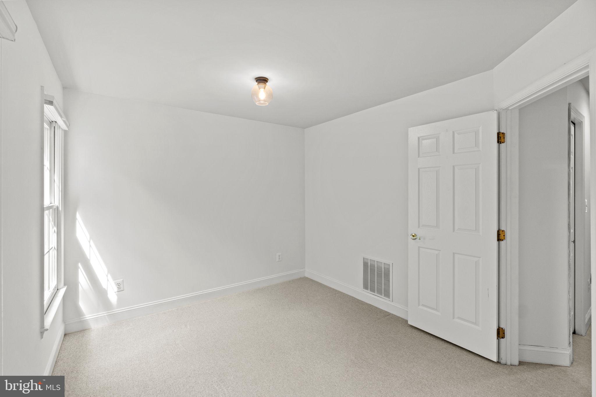 PALISADES PARK - Residential