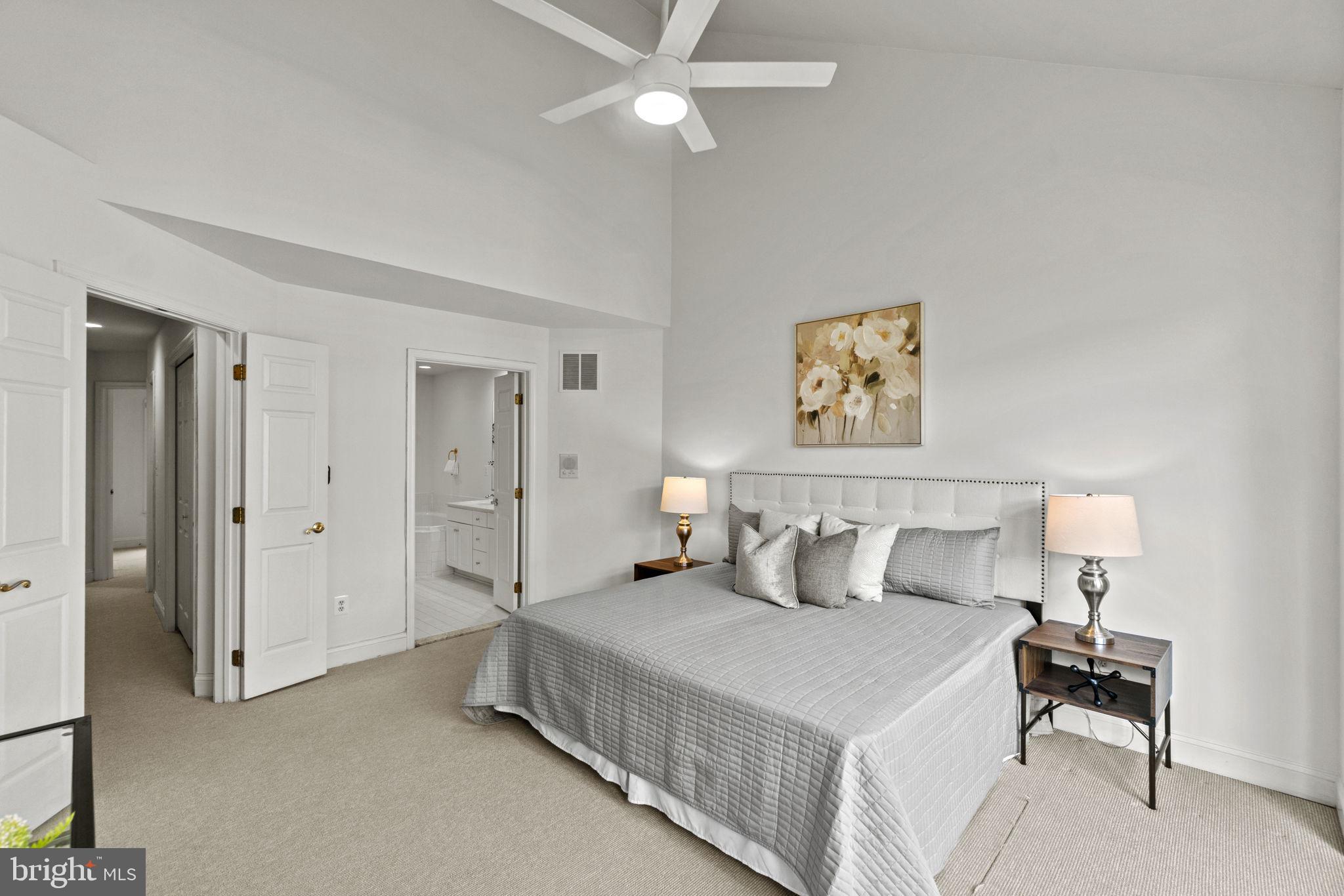 PALISADES PARK - Residential