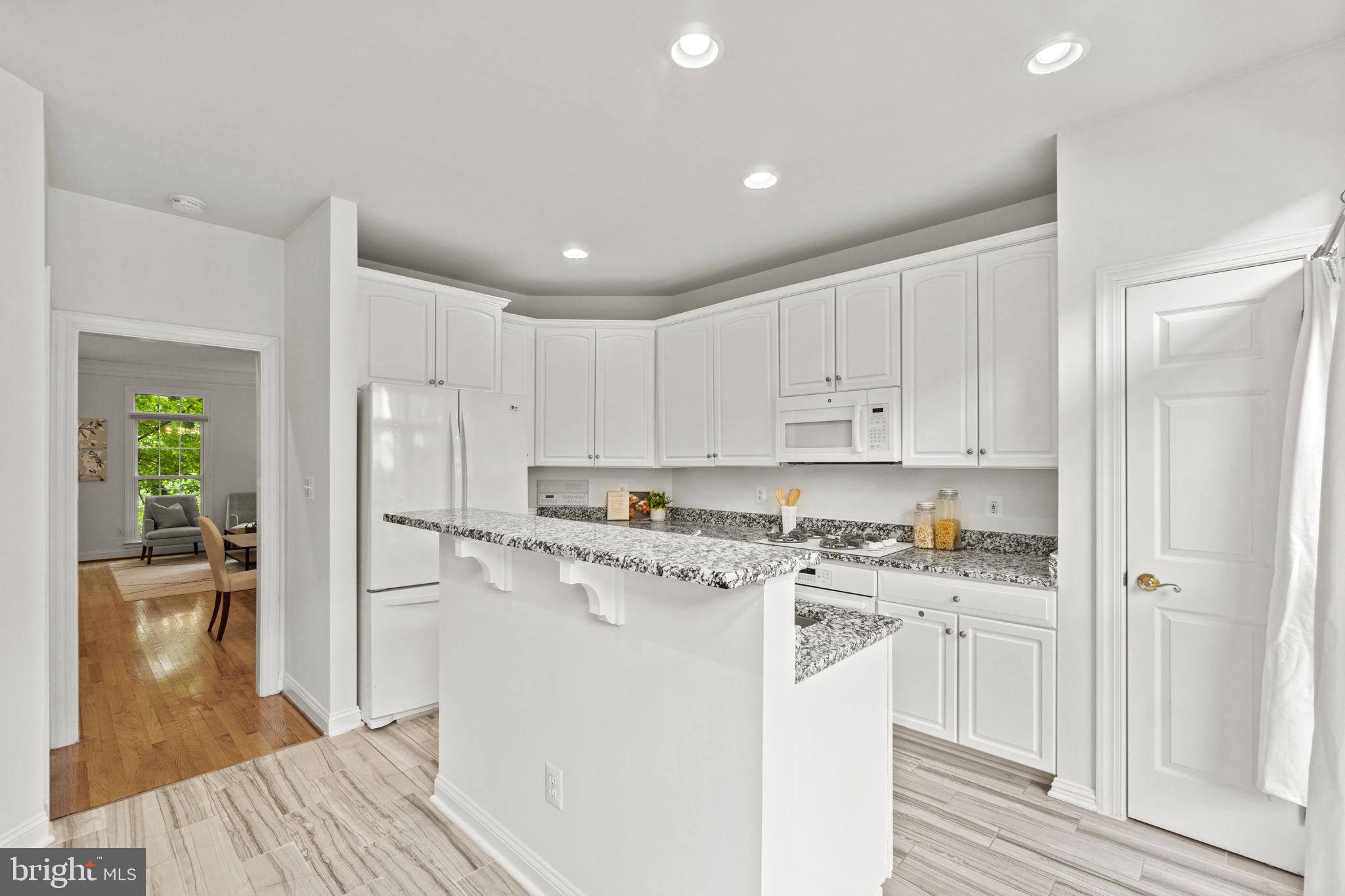 PALISADES PARK - Residential