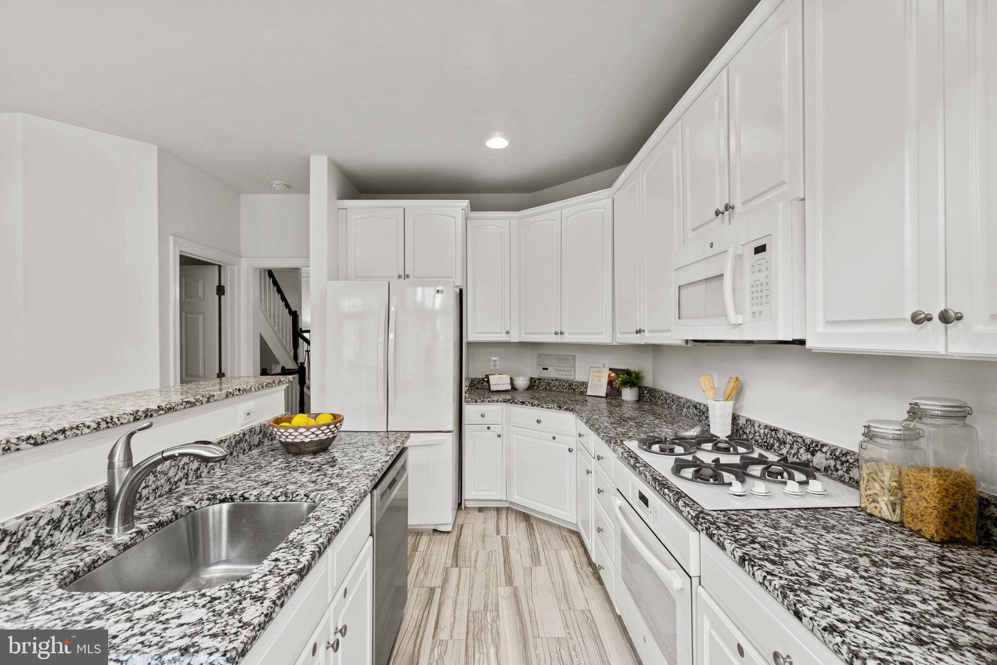 PALISADES PARK - Residential