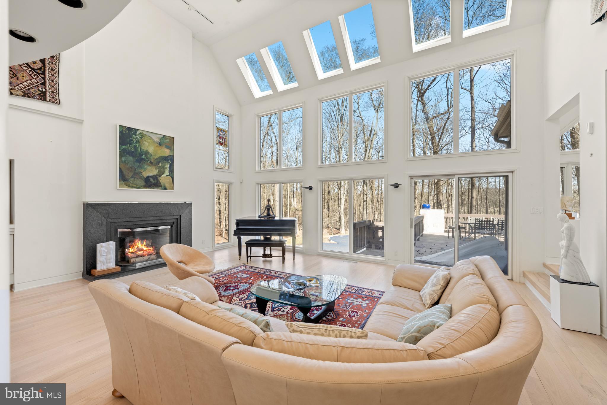 RADNOR HUNT - Residential