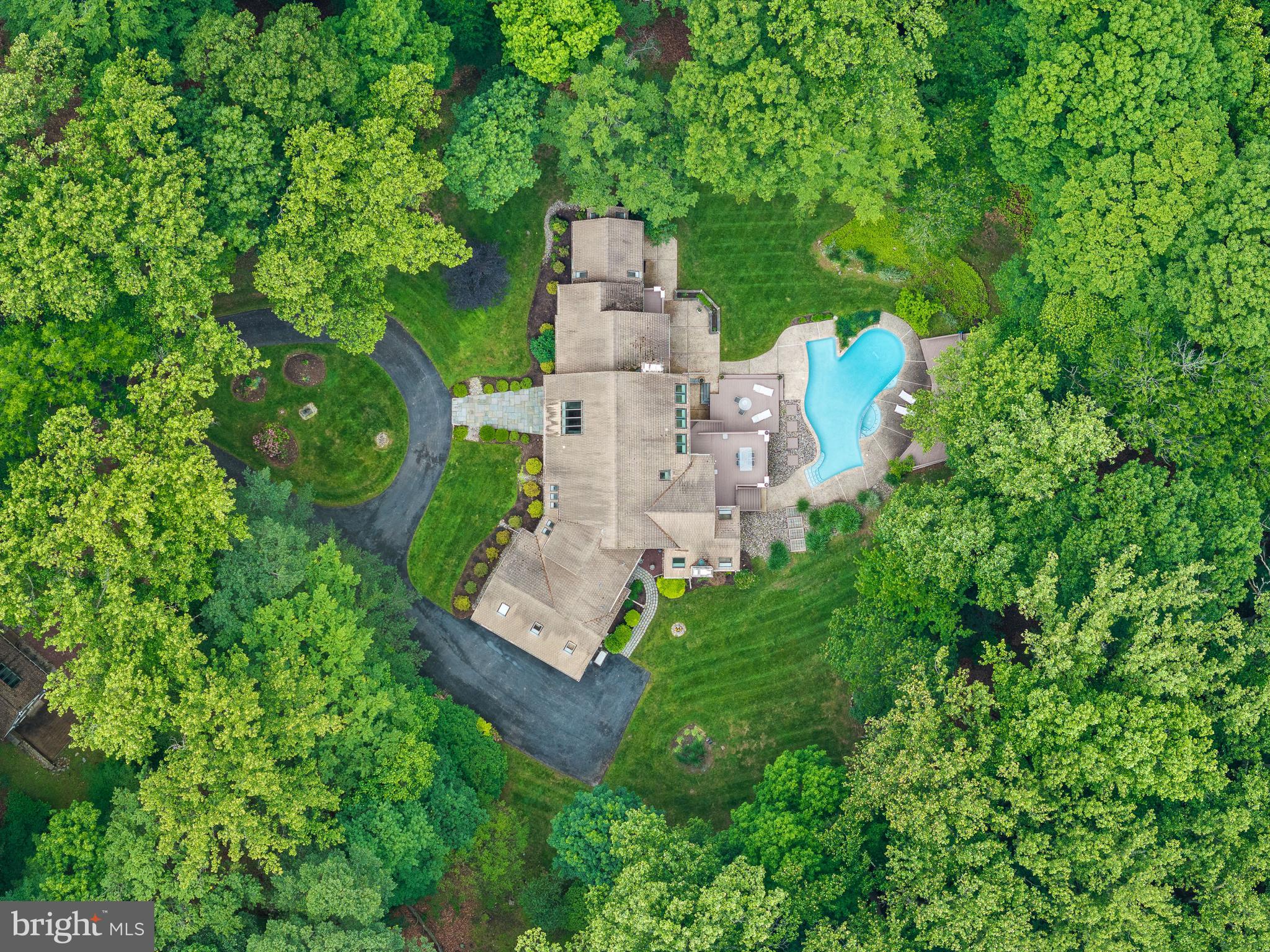 RADNOR HUNT - Residential
