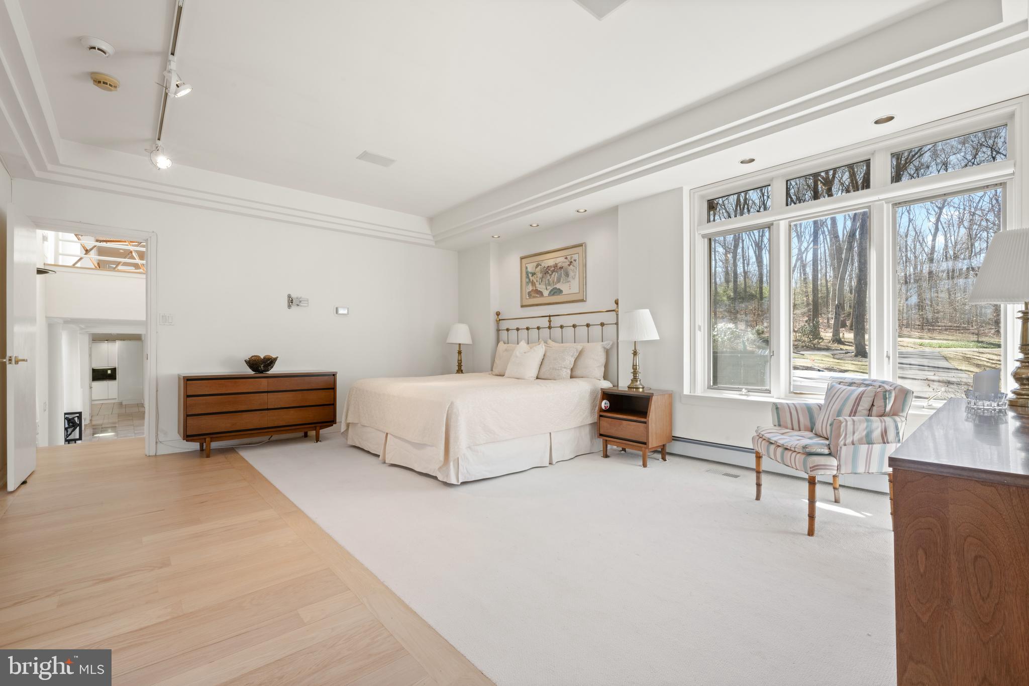RADNOR HUNT - Residential