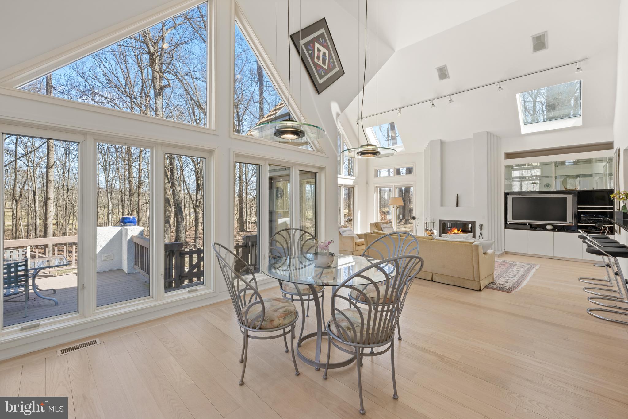 RADNOR HUNT - Residential