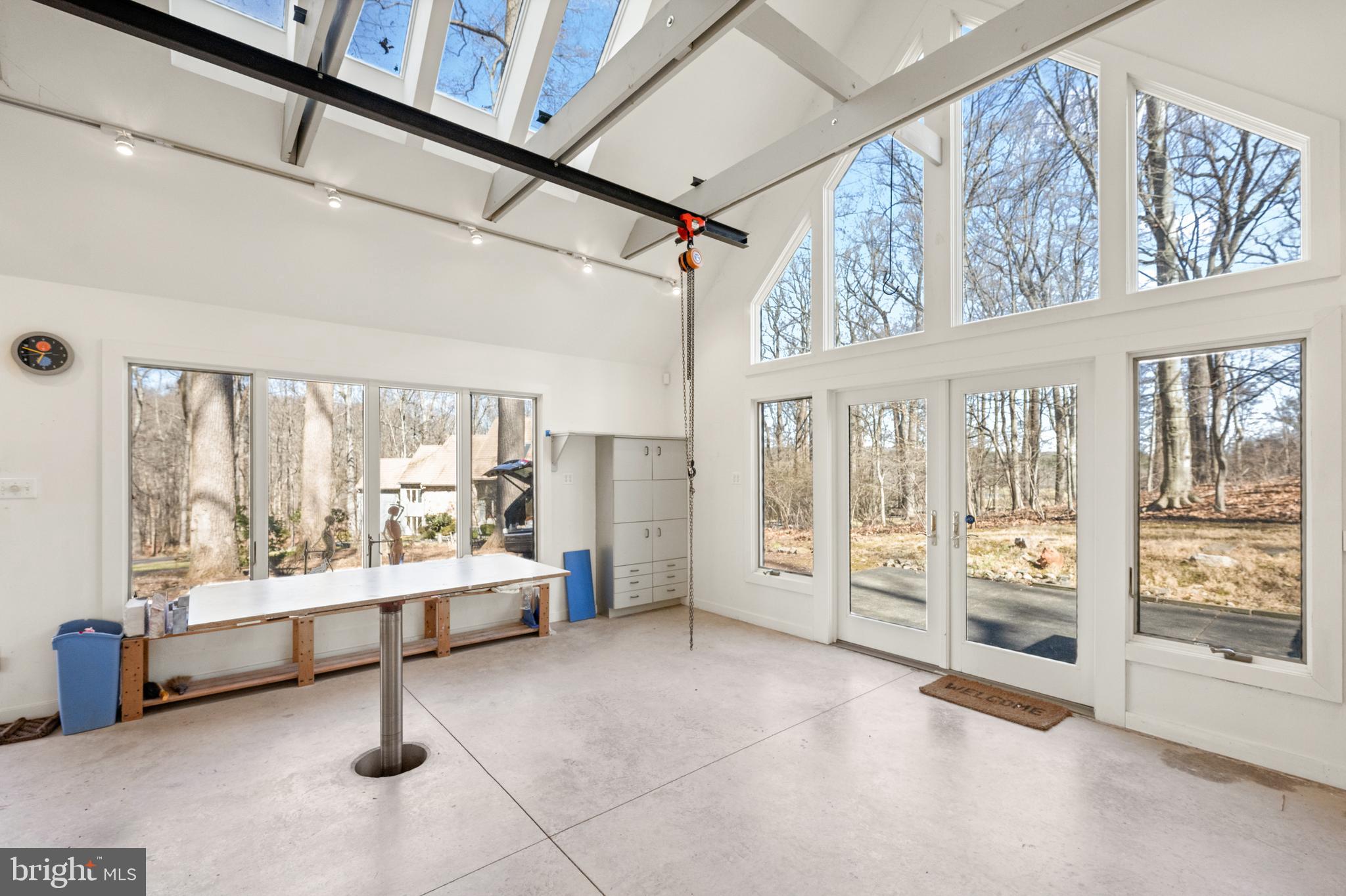 RADNOR HUNT - Residential