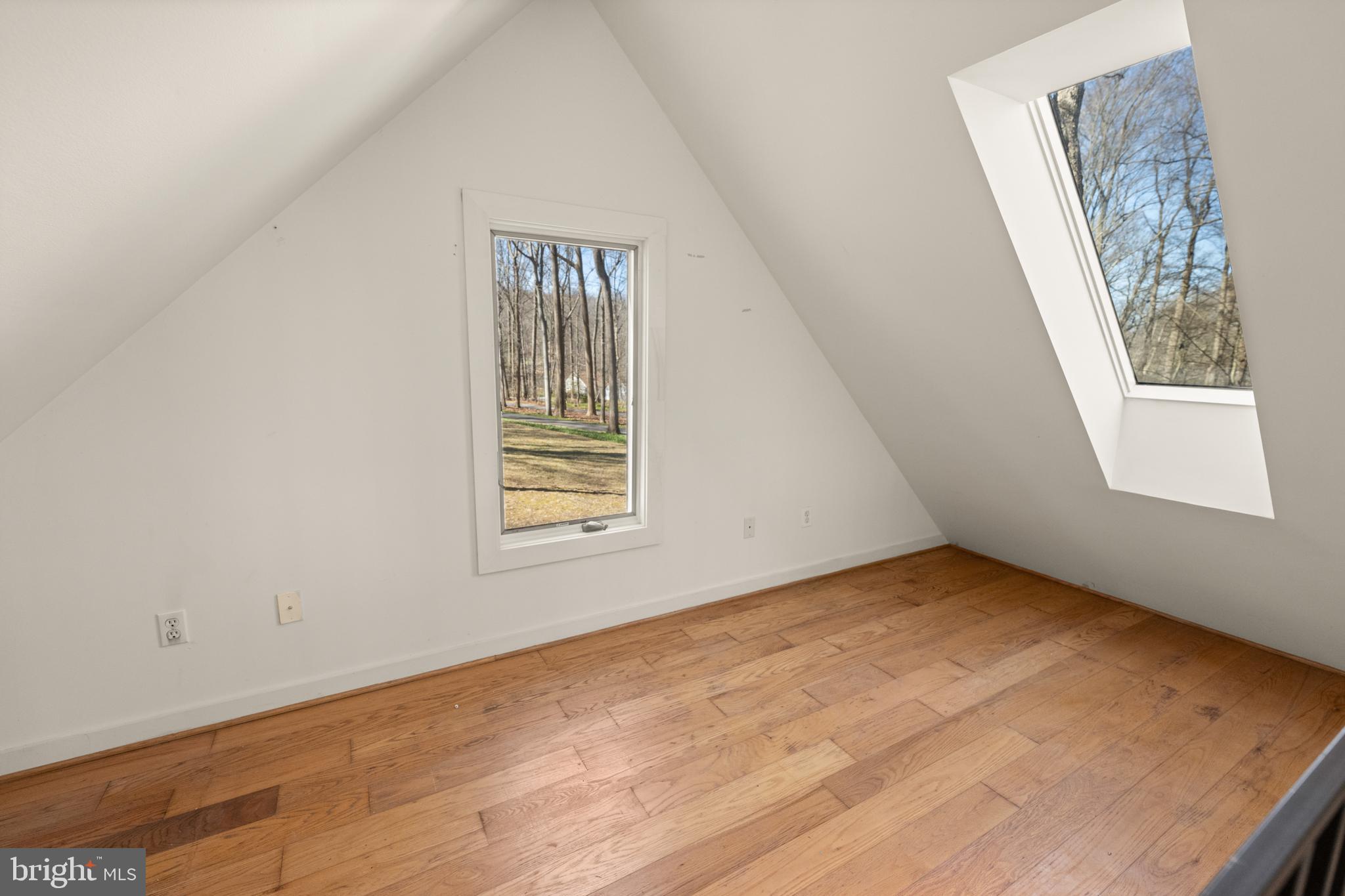 RADNOR HUNT - Residential