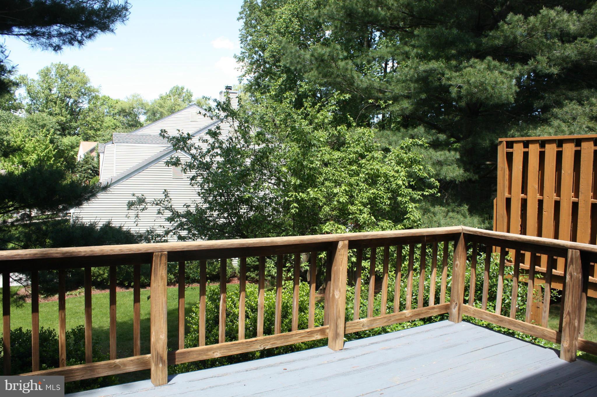 DUMONT OAKS - Residential Lease