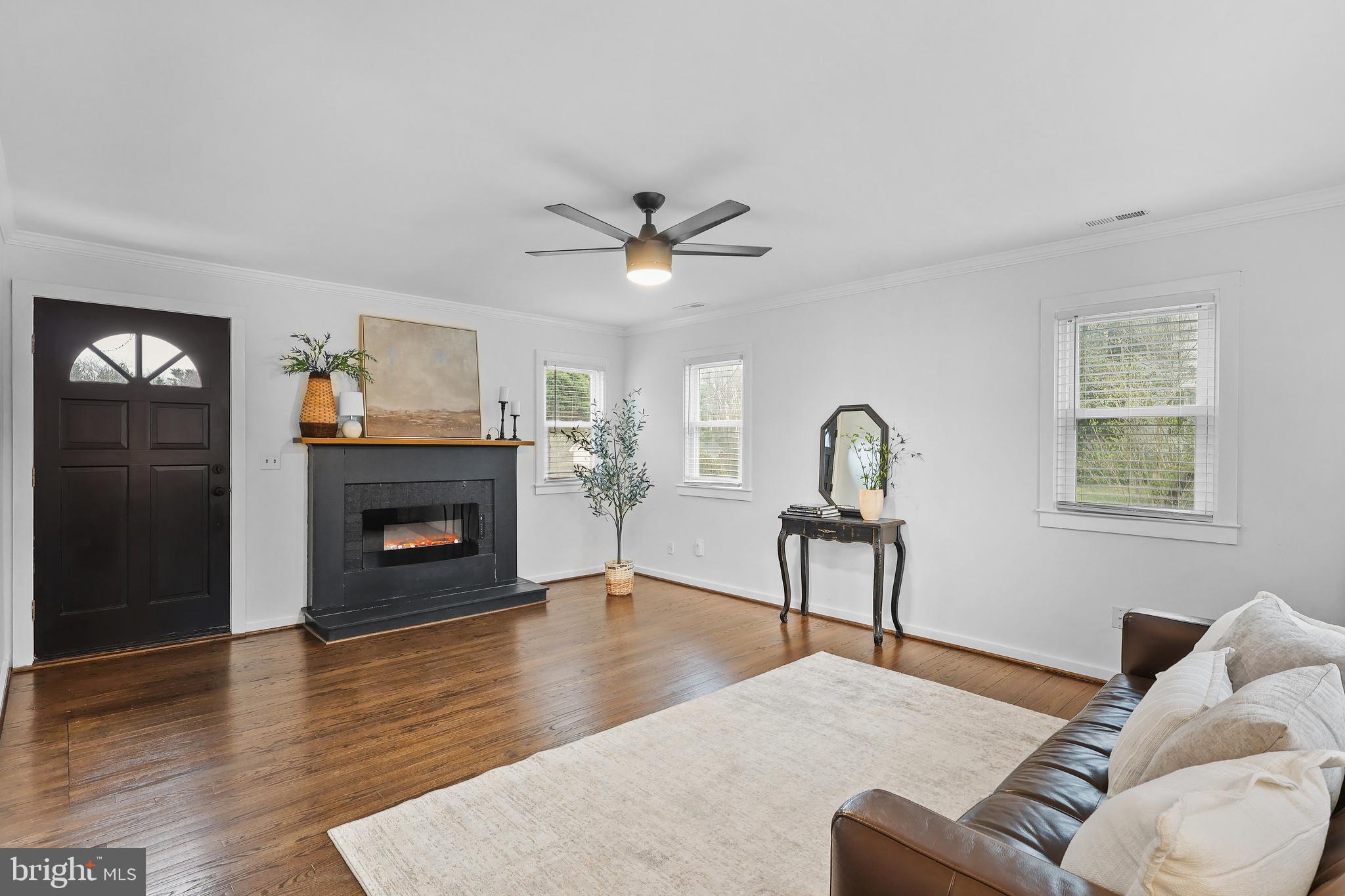 DAMASCUS OUTSIDE - Residential