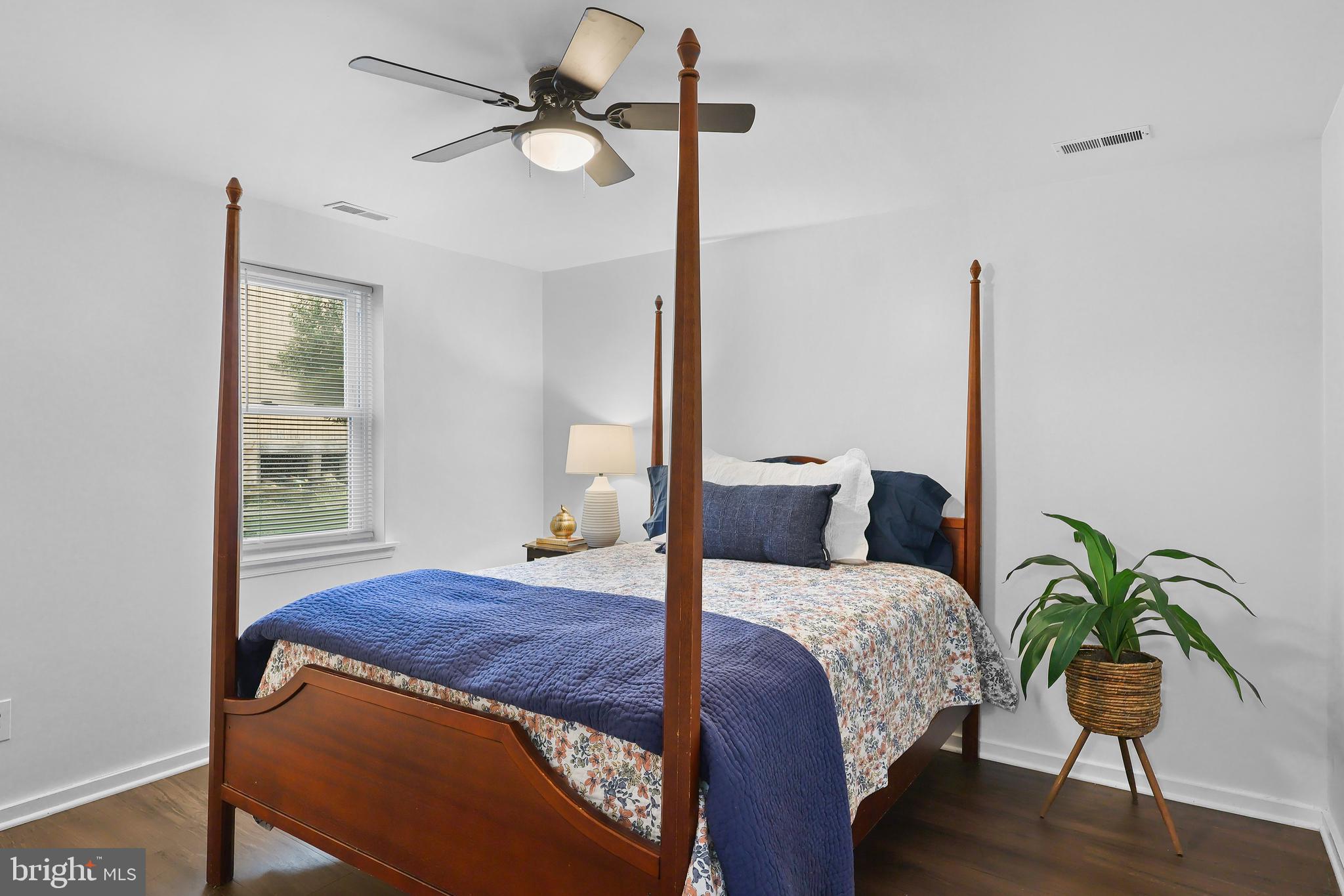 DAMASCUS OUTSIDE - Residential