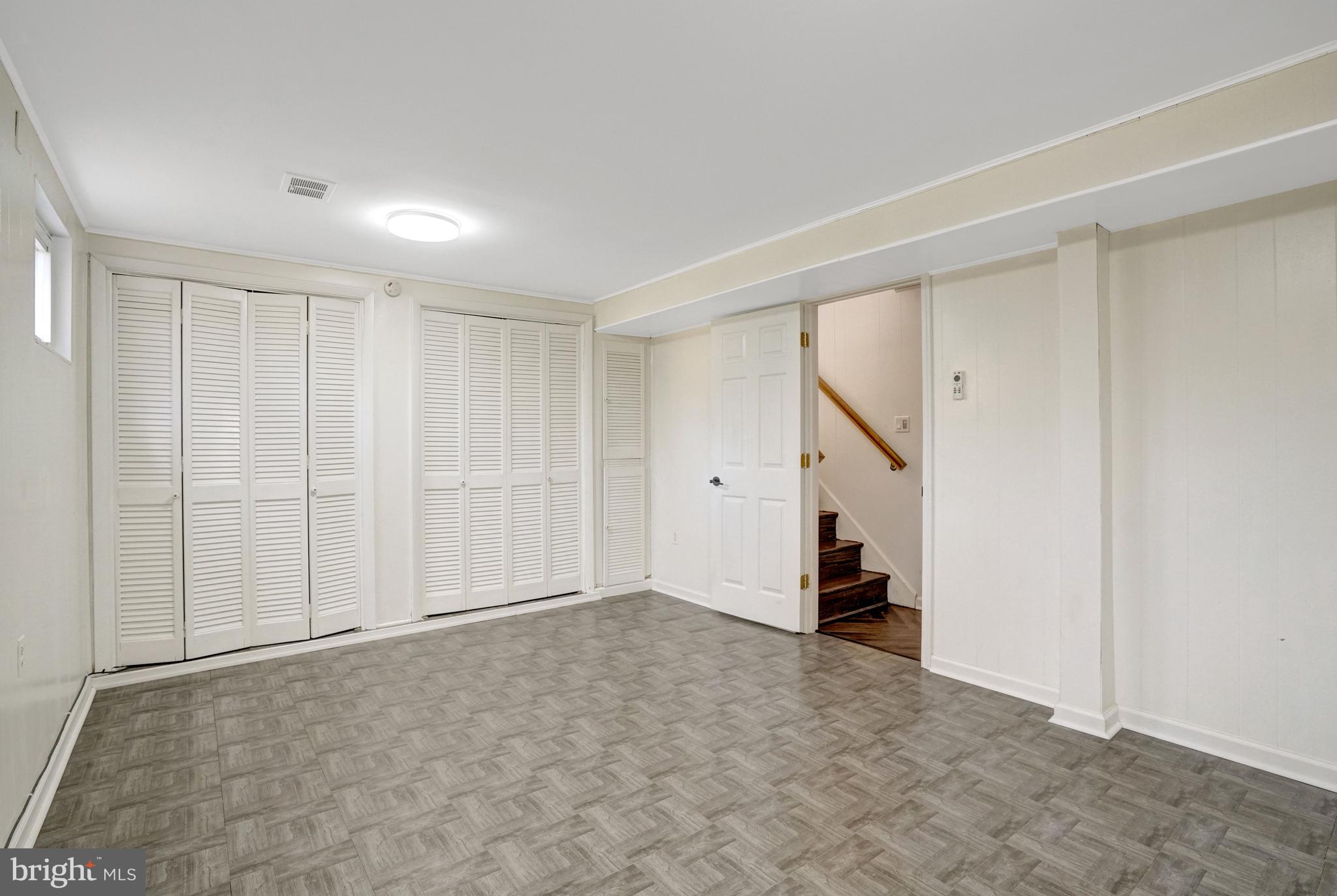 WOODLAWN TERRACE - Residential