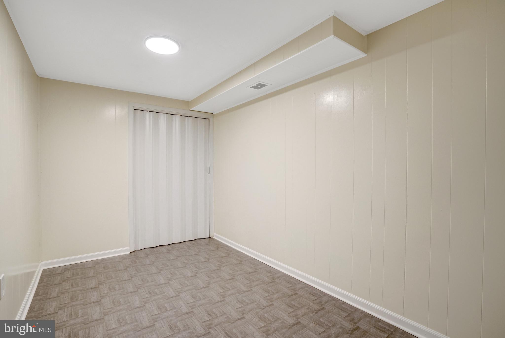 WOODLAWN TERRACE - Residential