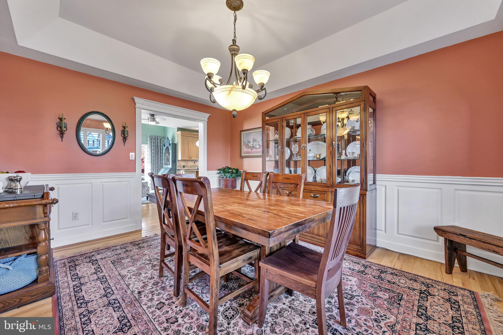 HIDDEN OAKS - Residential