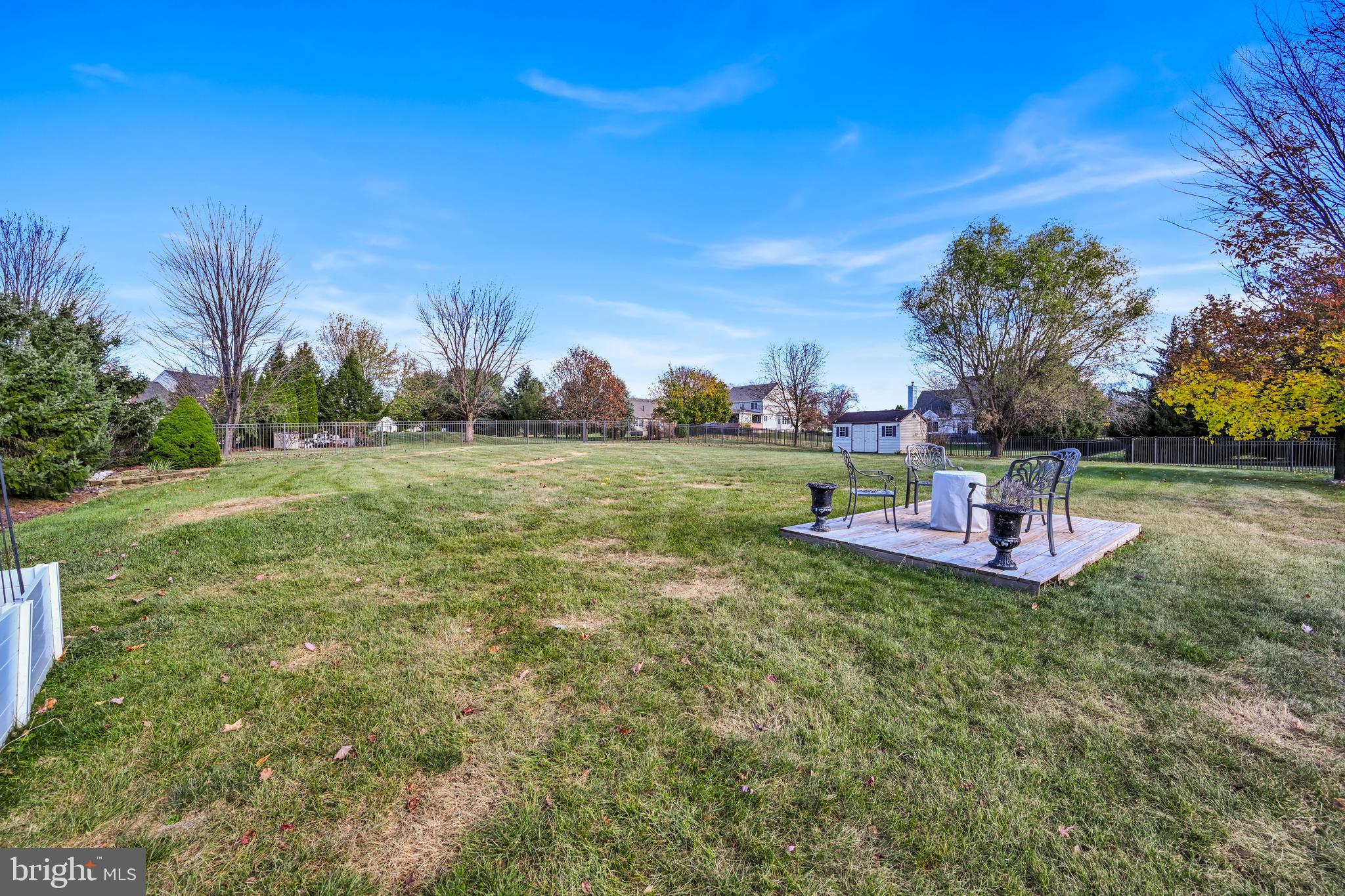 HIDDEN OAKS - Residential