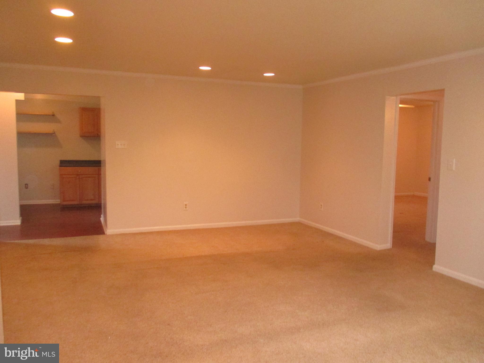 GAITHERSBURG - Residential Lease