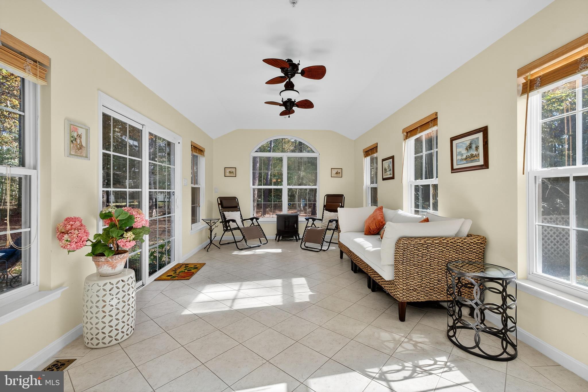 SWAN POINT - Residential