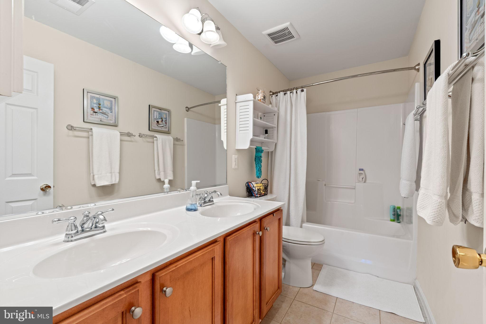 SWAN POINT - Residential