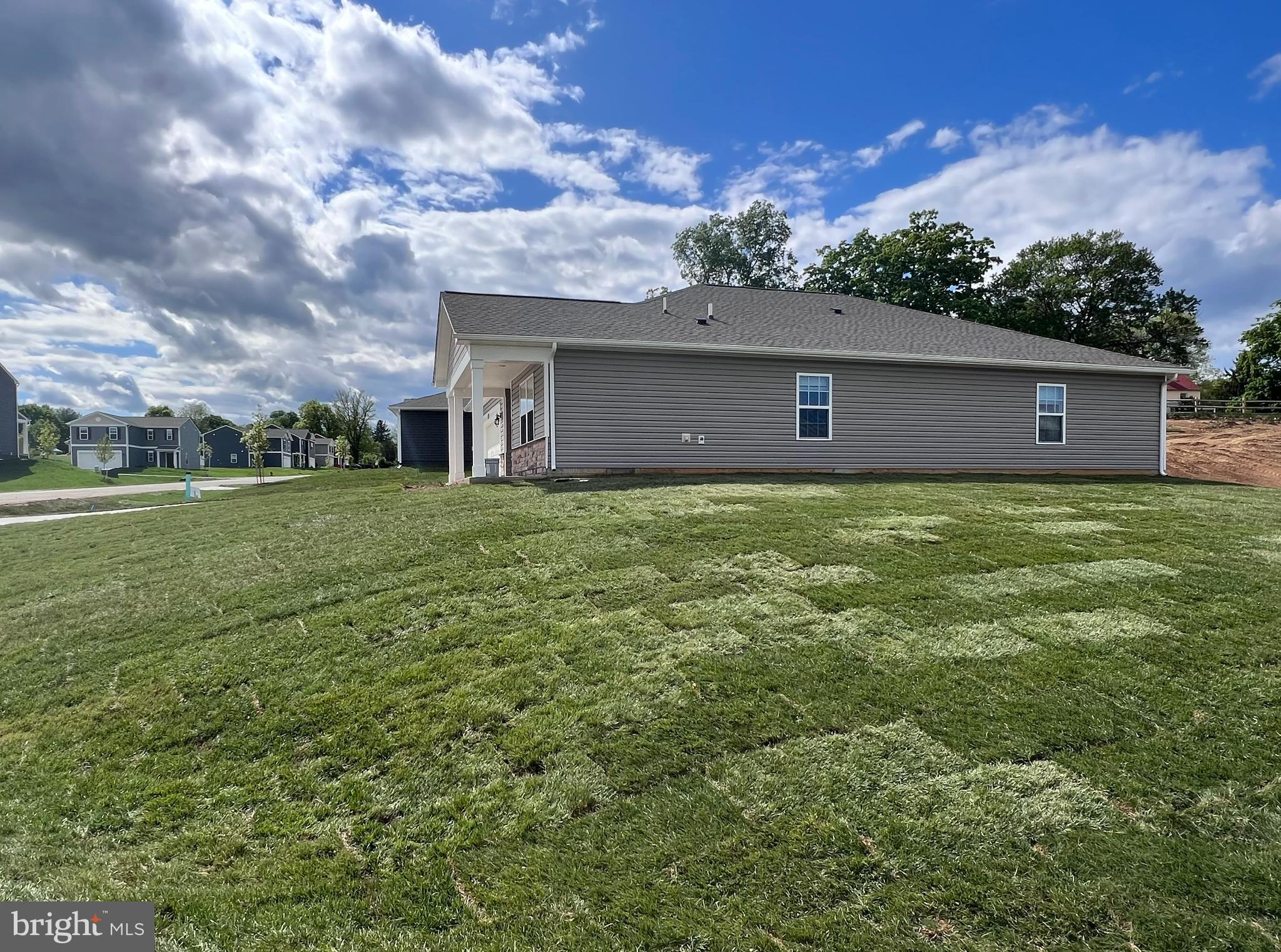 MAGNOLIA SPRINGS - Residential