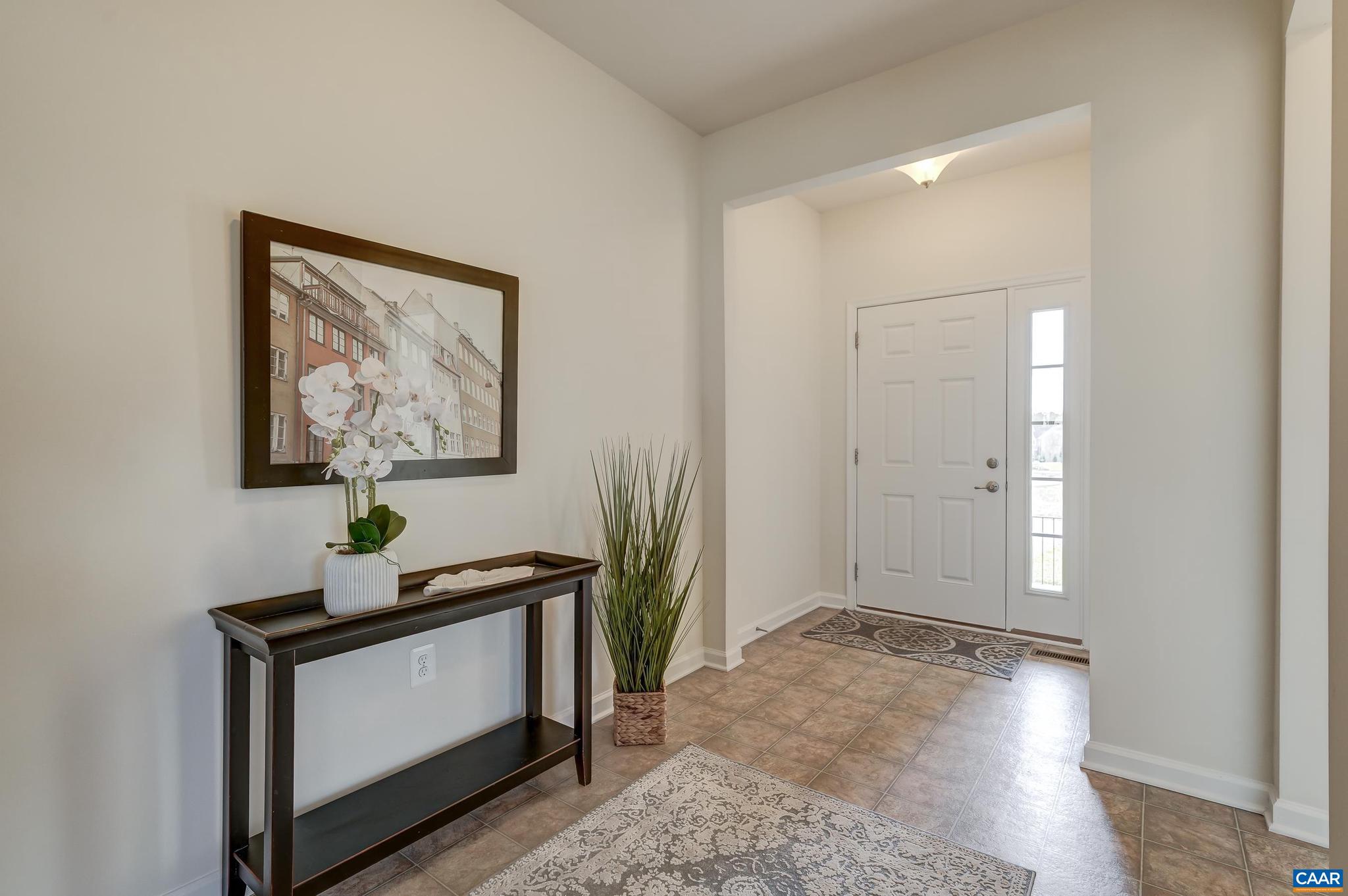 SYCAMORE SQUARE - Residential