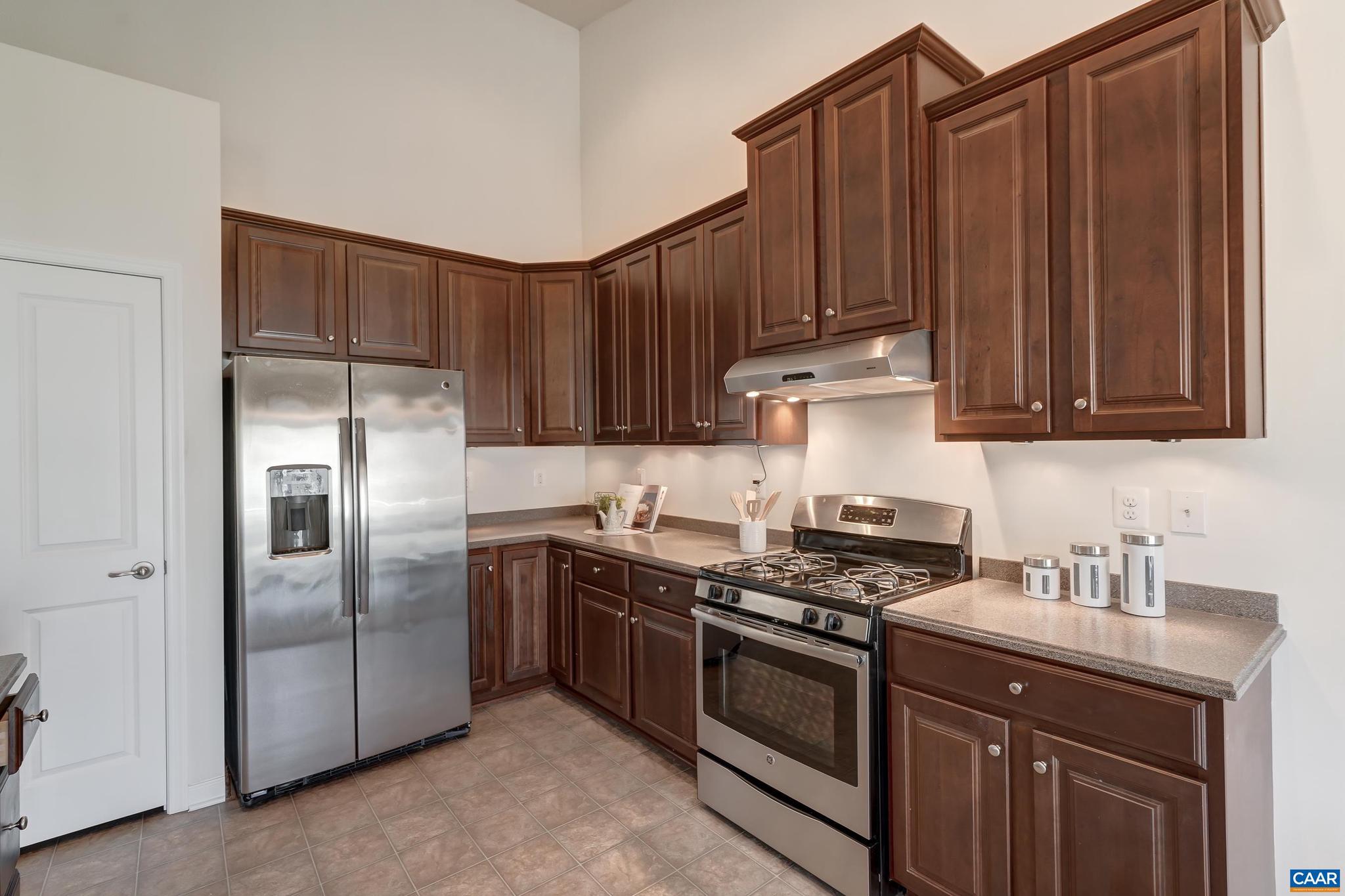 SYCAMORE SQUARE - Residential