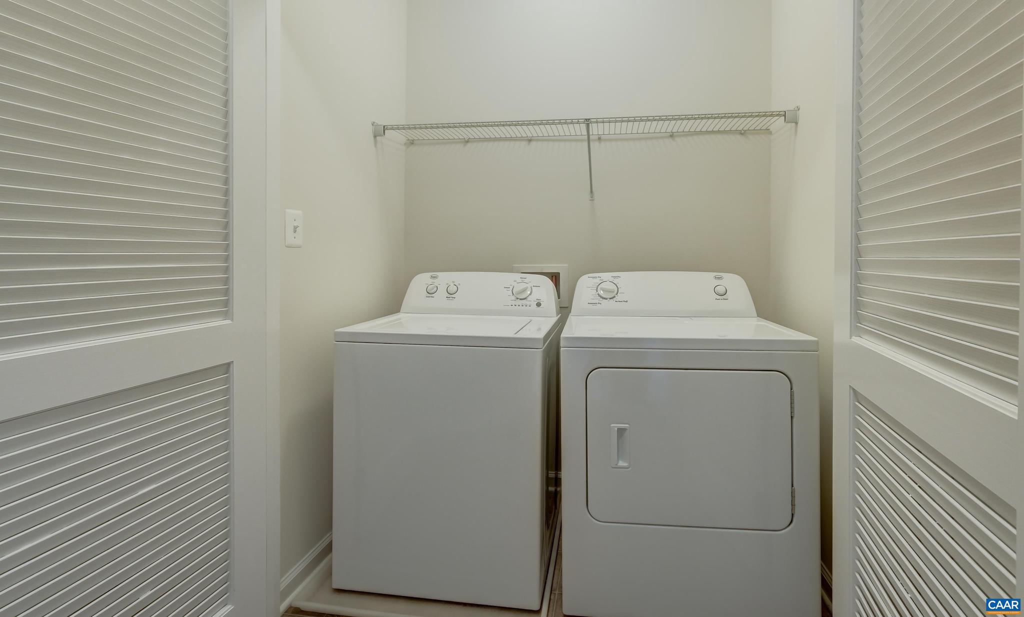 SYCAMORE SQUARE - Residential