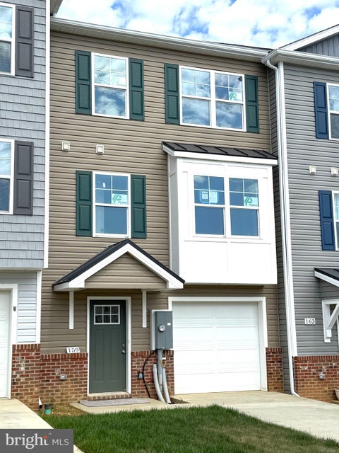 Townhouse For Sale - 159 Olga Drive<br/> MARTINSBURG, WV 25403