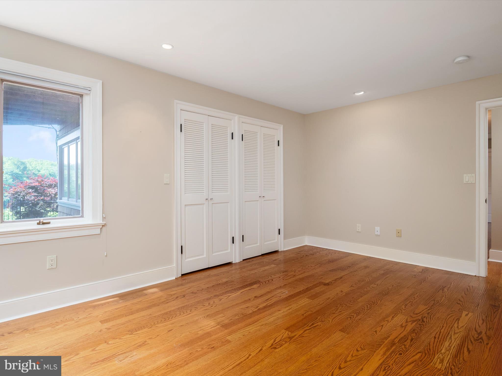 THE DOWNS - Residential