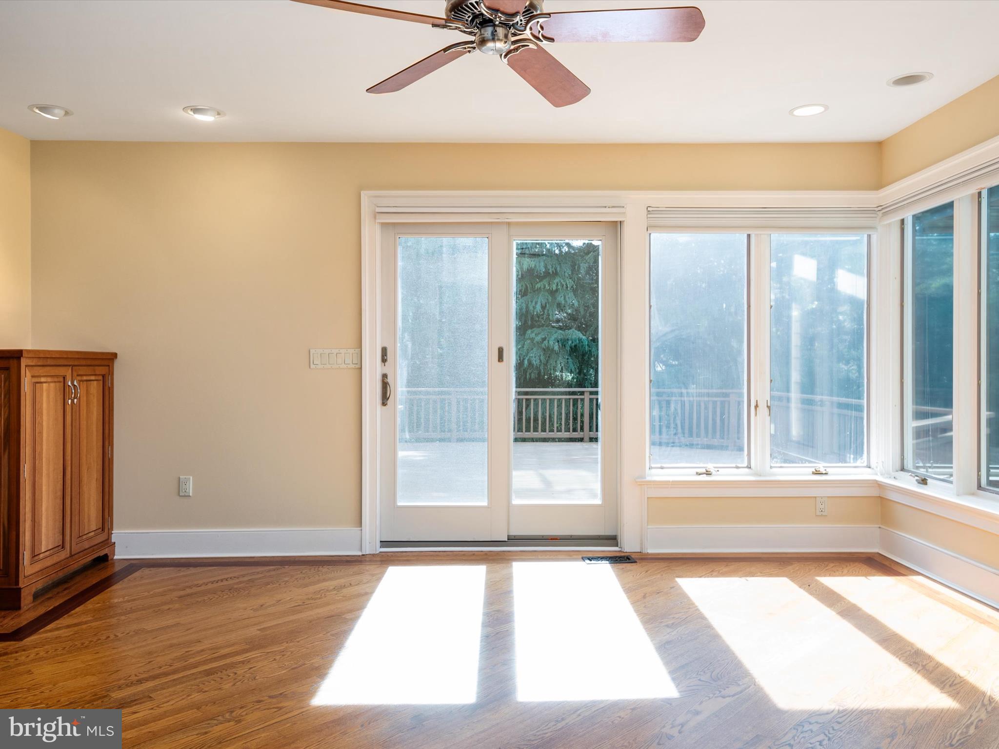 THE DOWNS - Residential