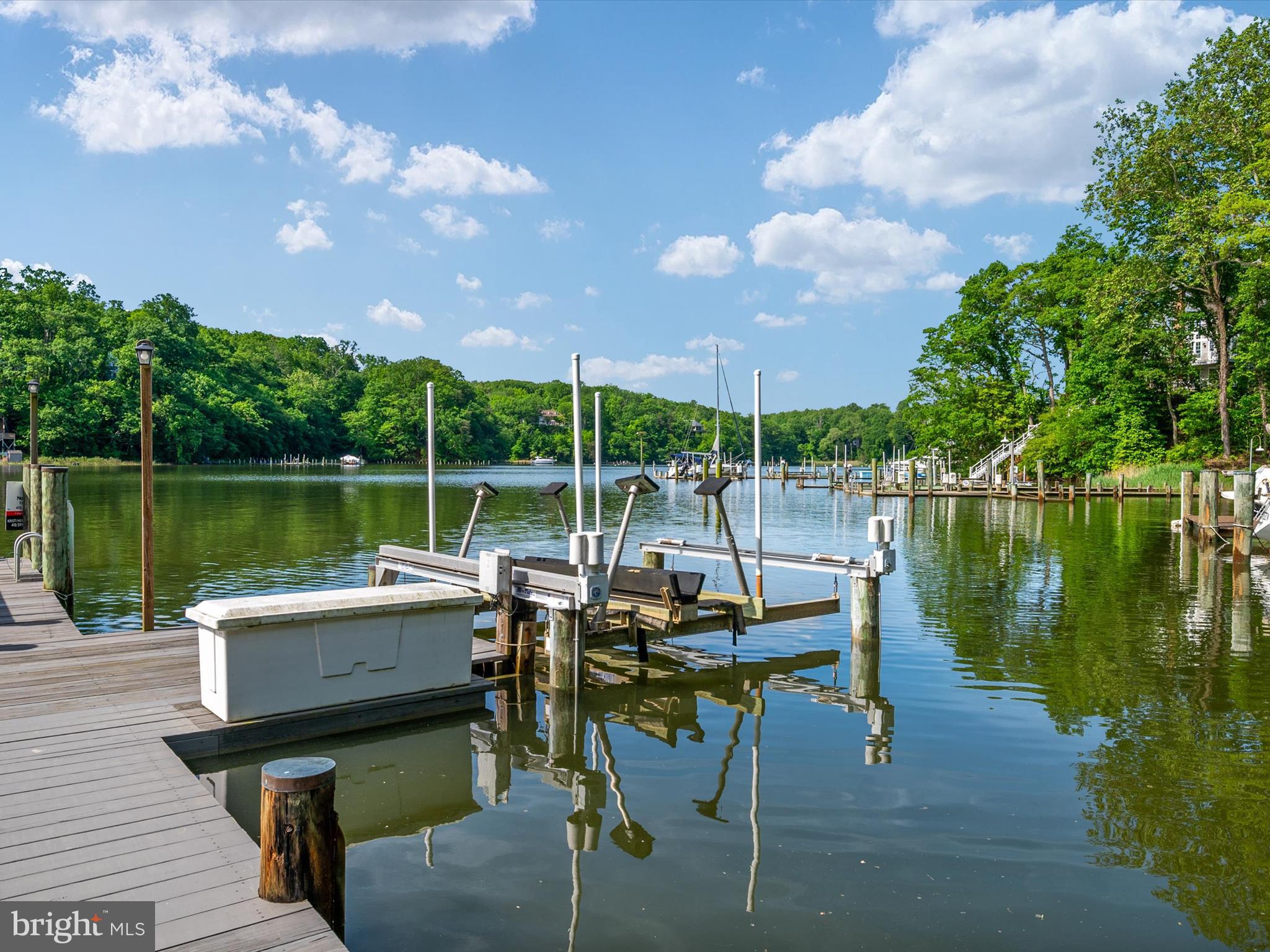 THE DOWNS - Residential