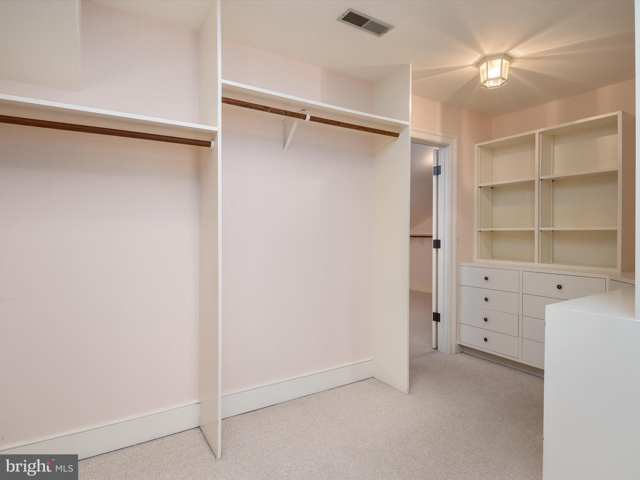 THE DOWNS - Residential