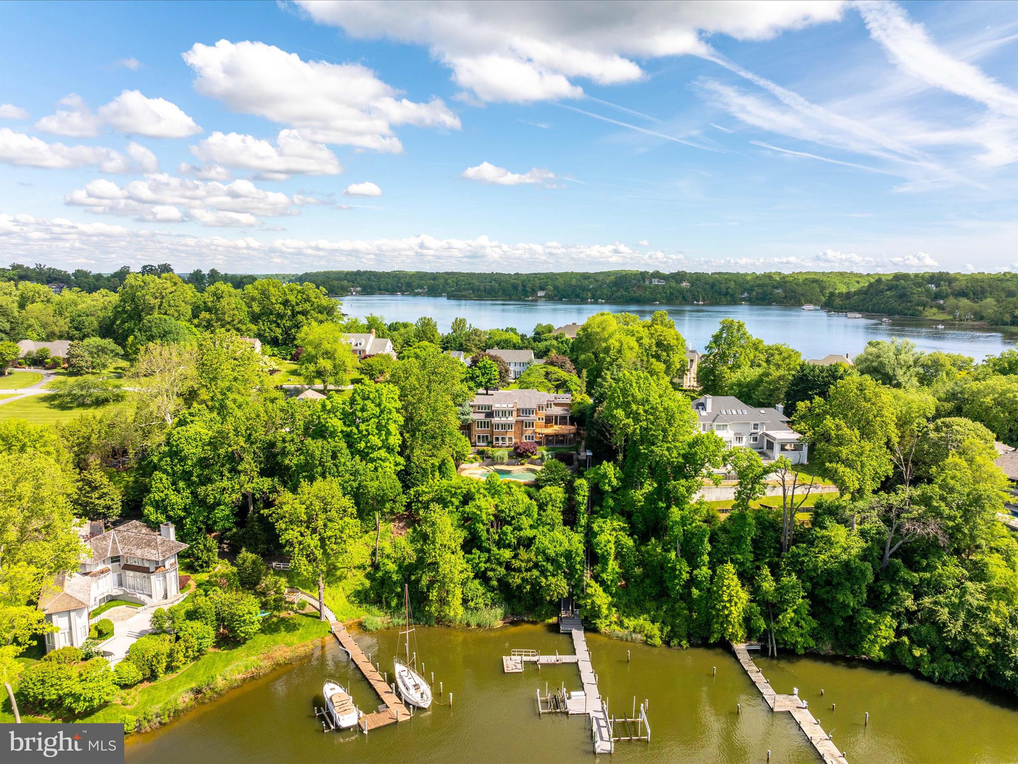 THE DOWNS - Residential