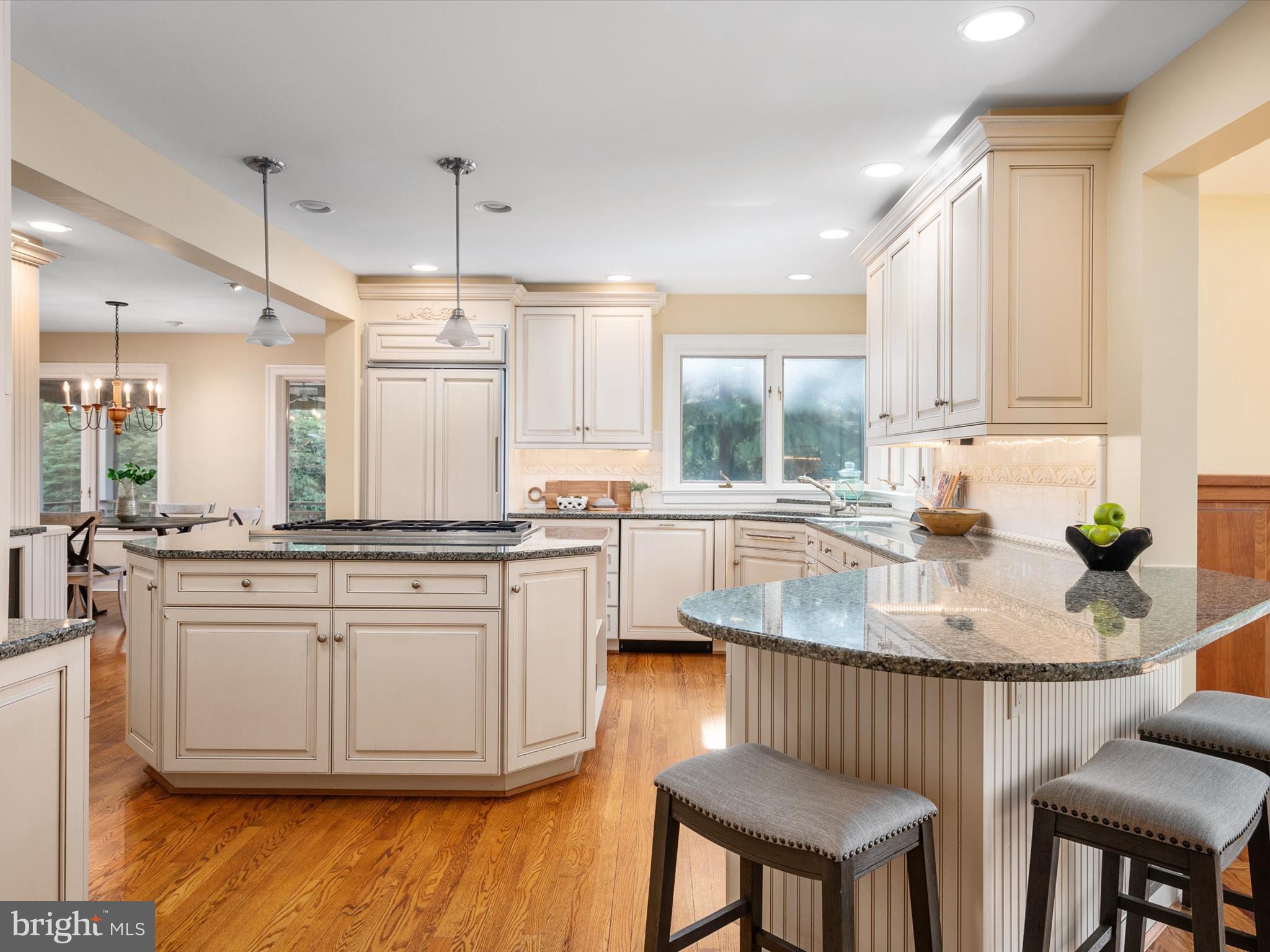 THE DOWNS - Residential