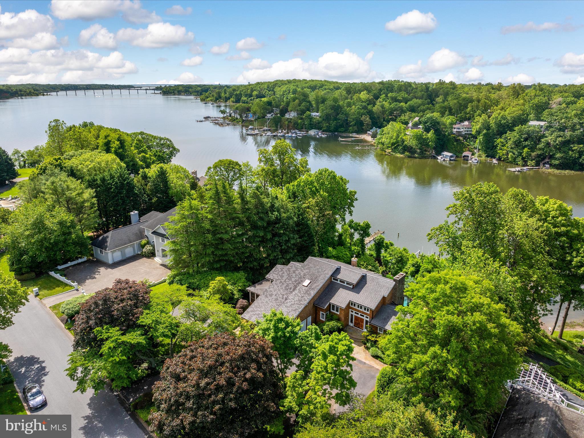 THE DOWNS - Residential