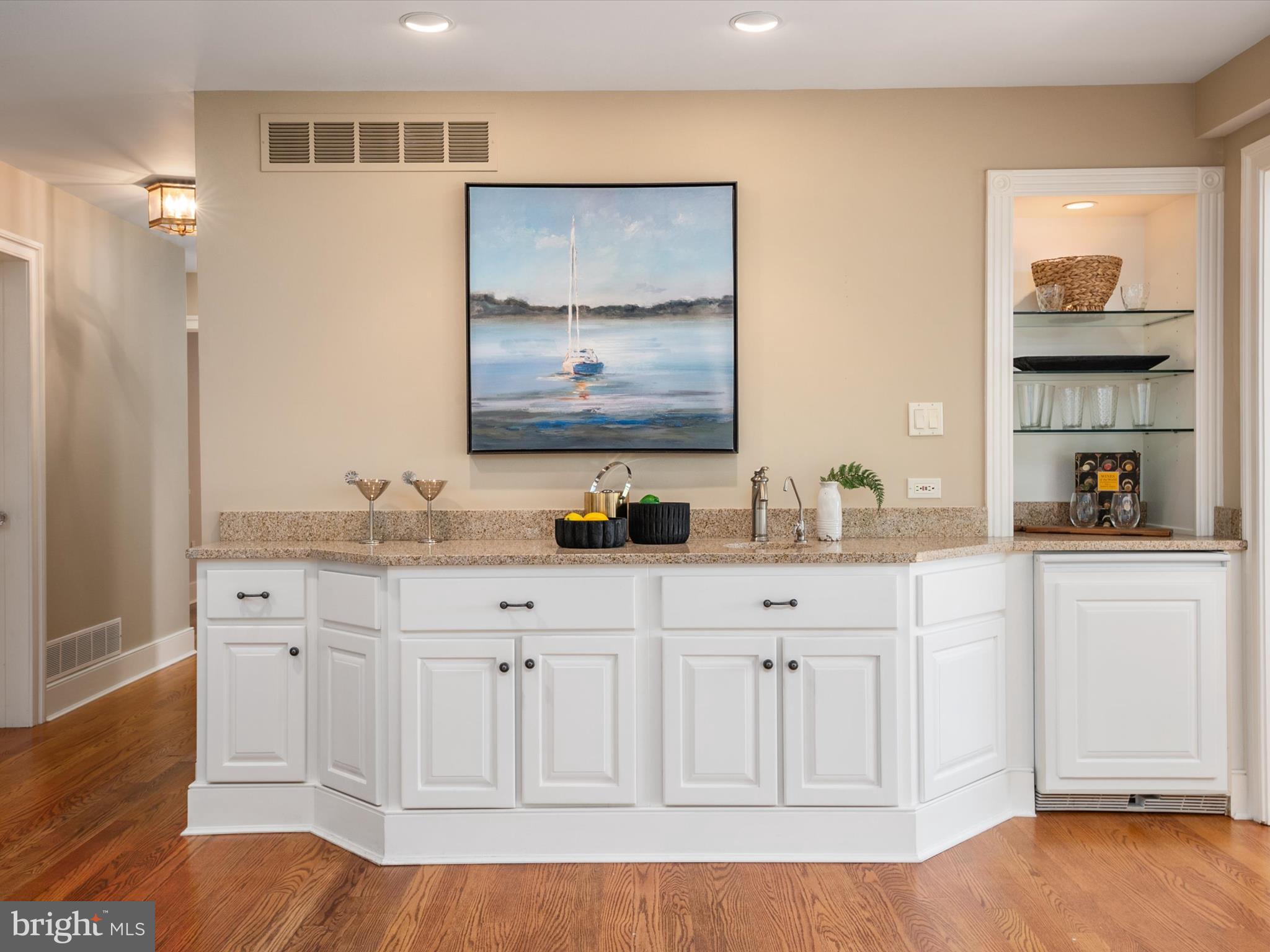 THE DOWNS - Residential