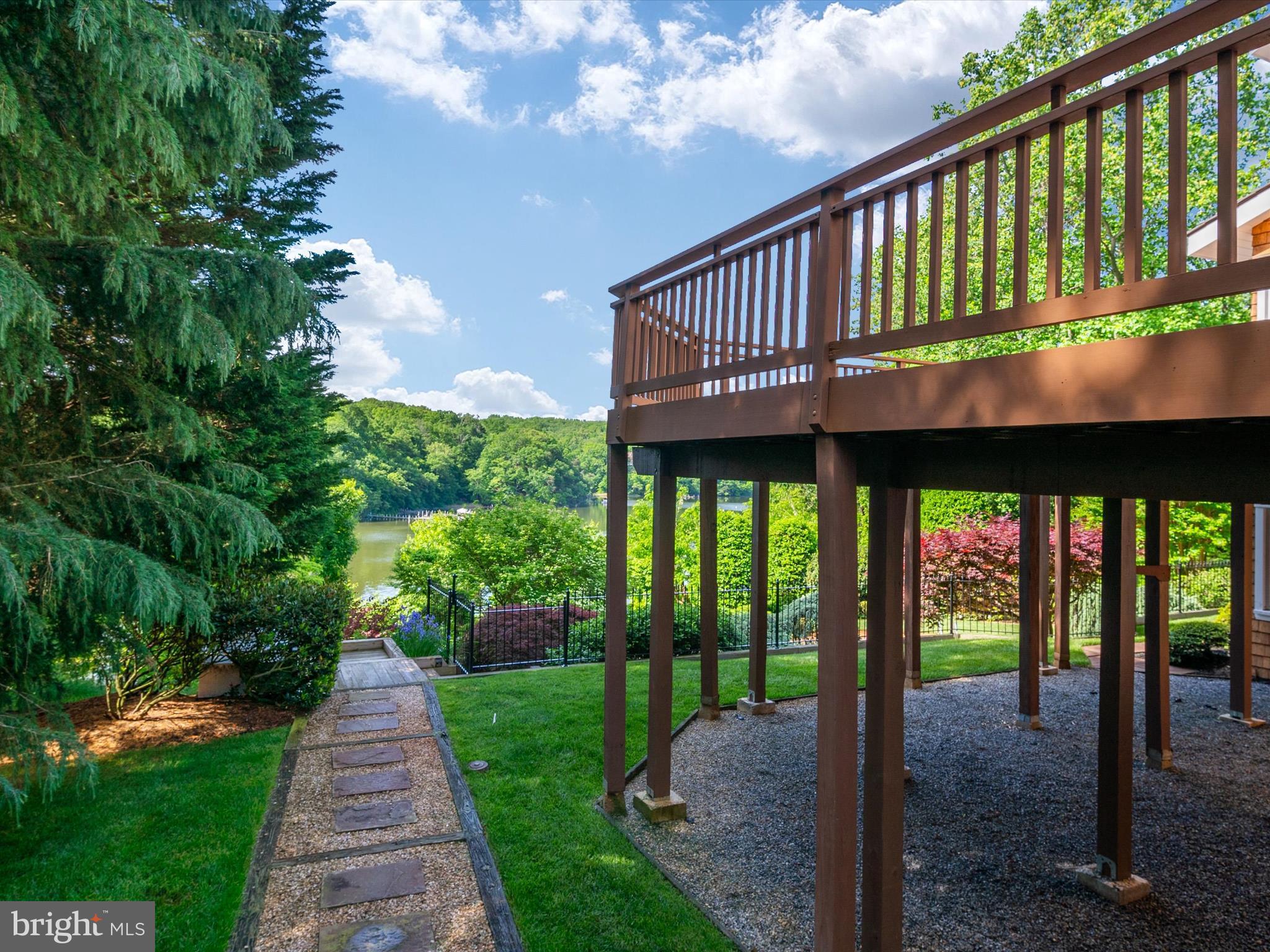 THE DOWNS - Residential