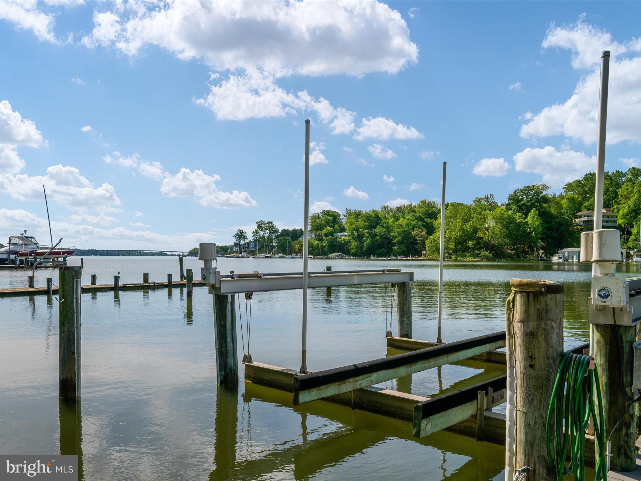 THE DOWNS - Residential