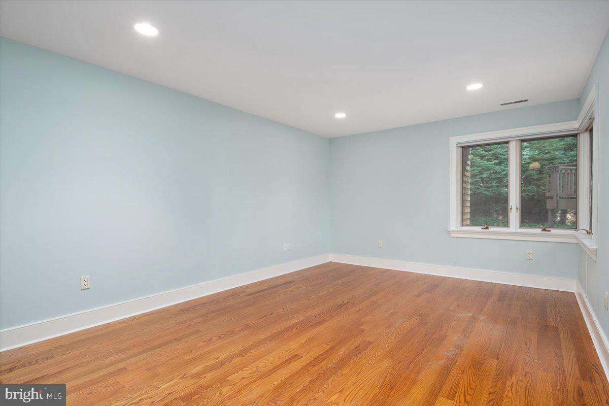 THE DOWNS - Residential