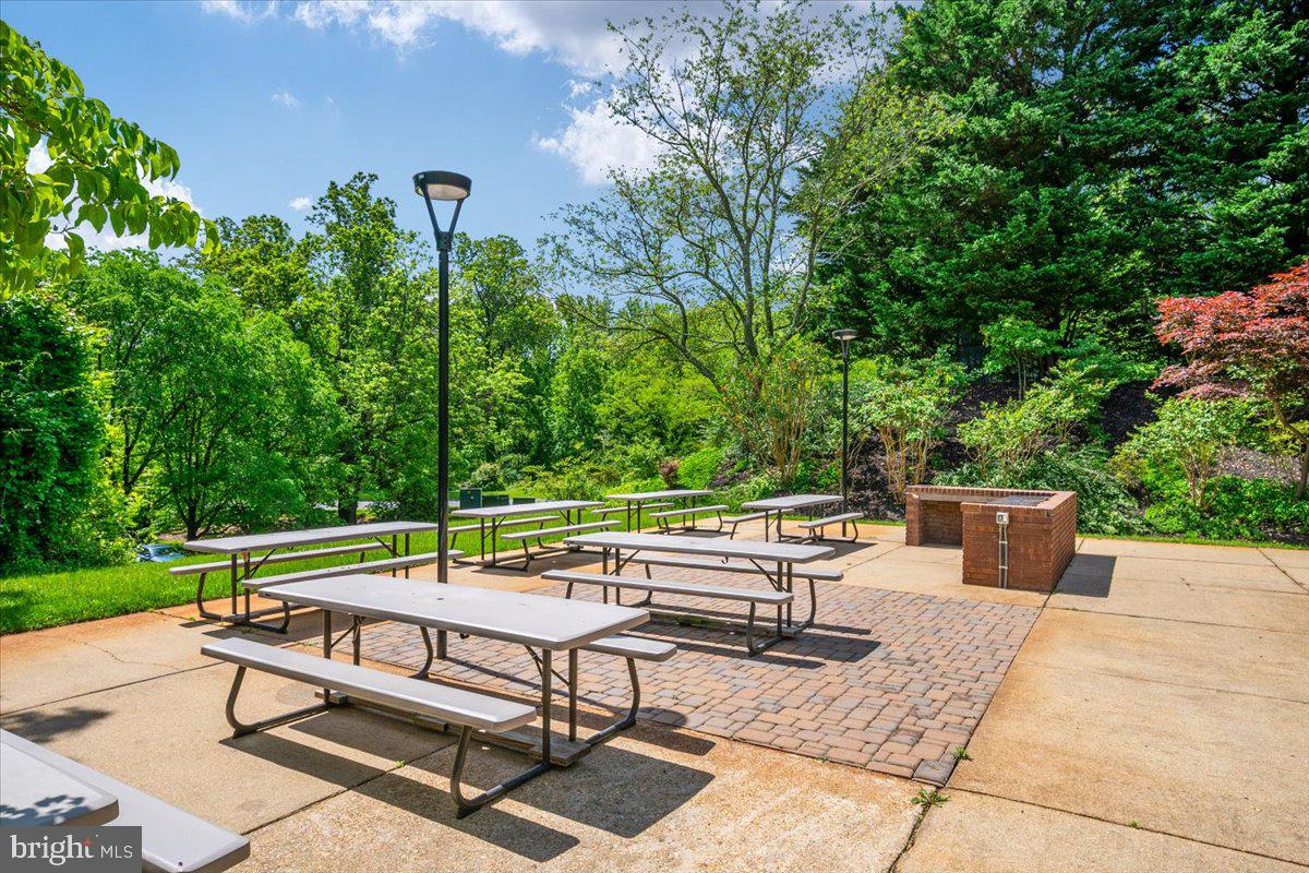 THE DOWNS - Residential