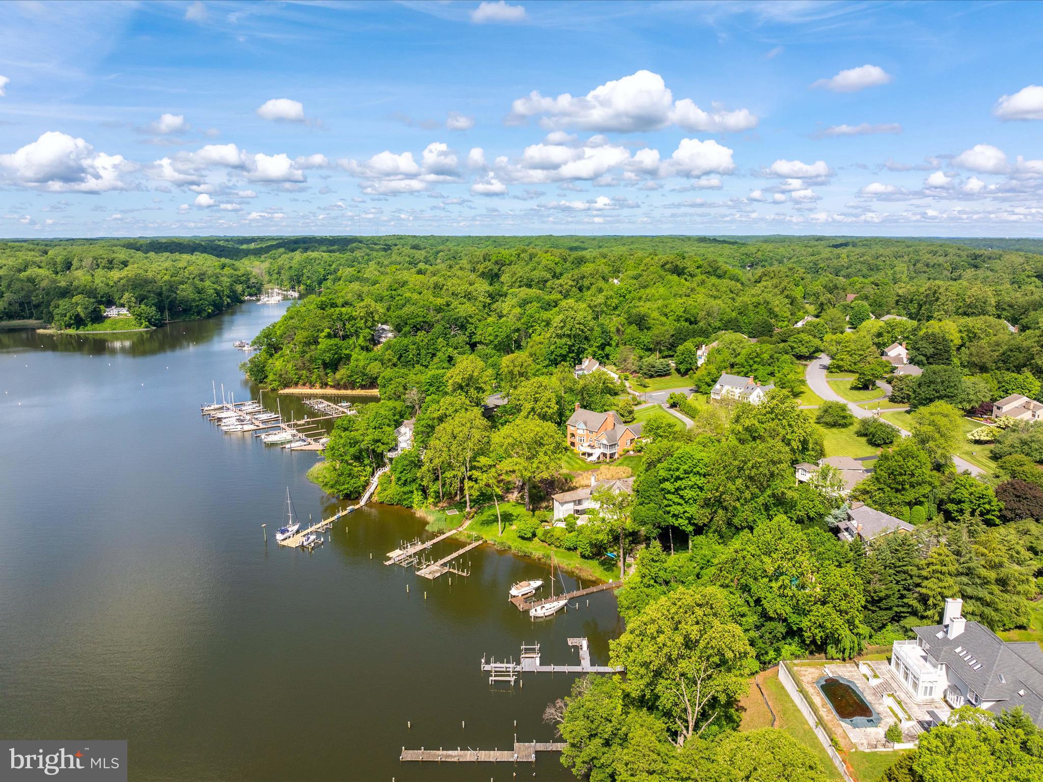 THE DOWNS - Residential